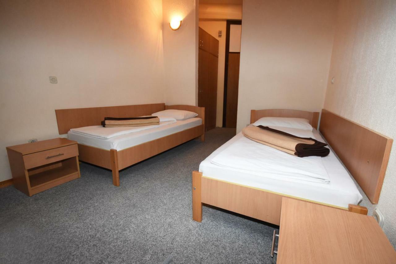 Hotel Mladost Tjentiste Exterior photo